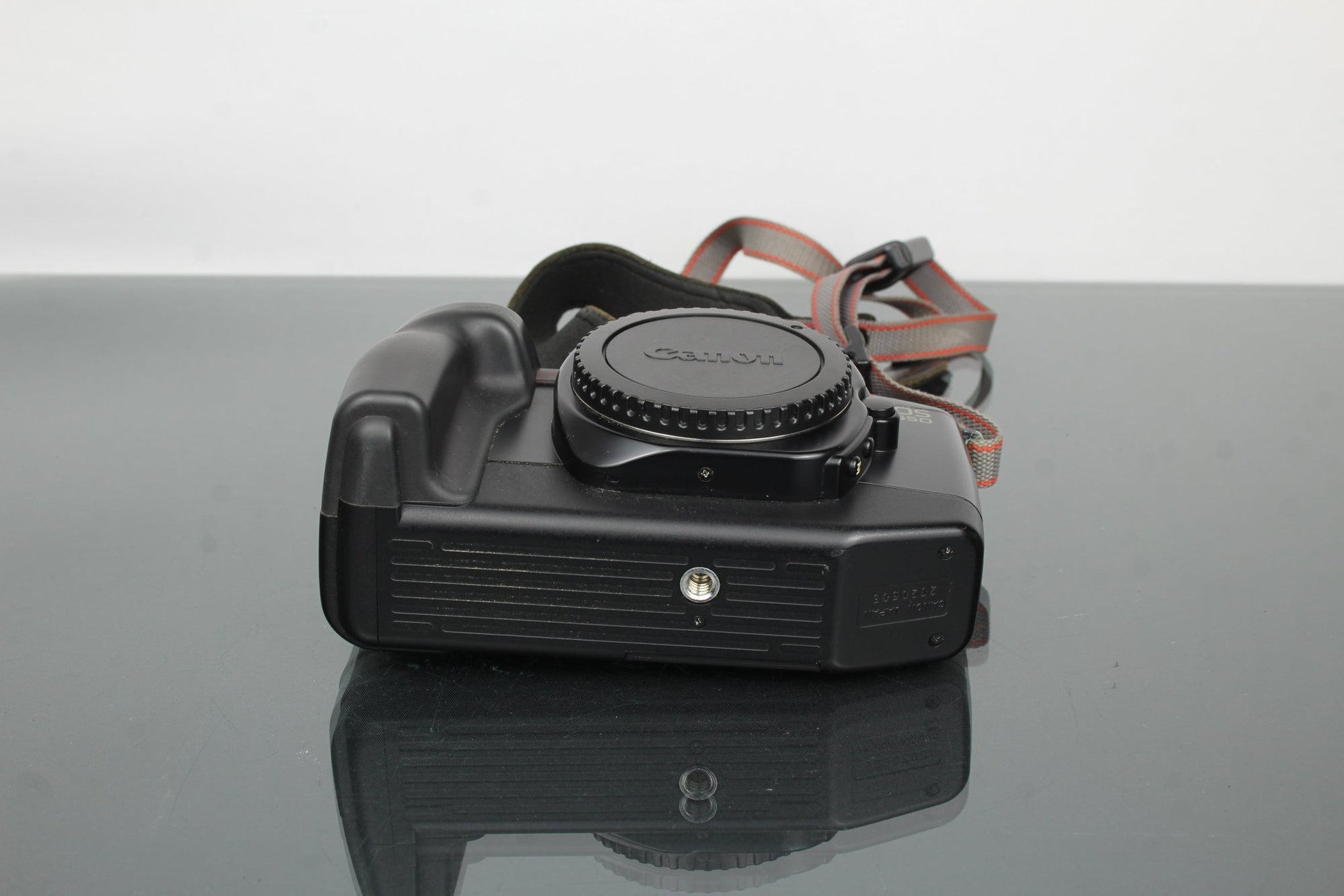 Canon EOS 650 Body - Dutch|Thrift