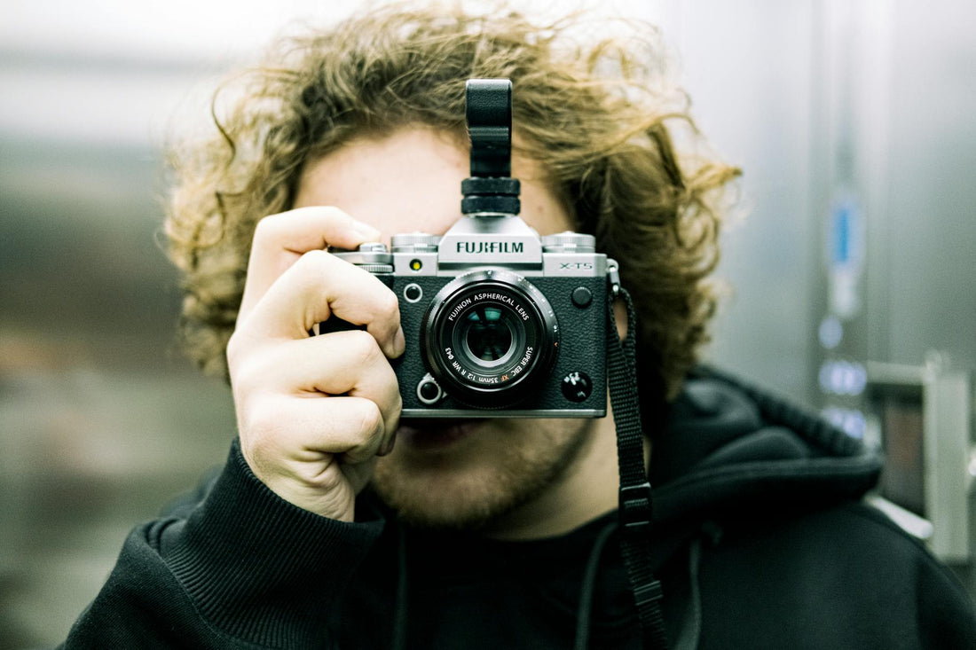 Best Street Photography Cameras Under $500 (2025 Picks) - Dutch|Thrift