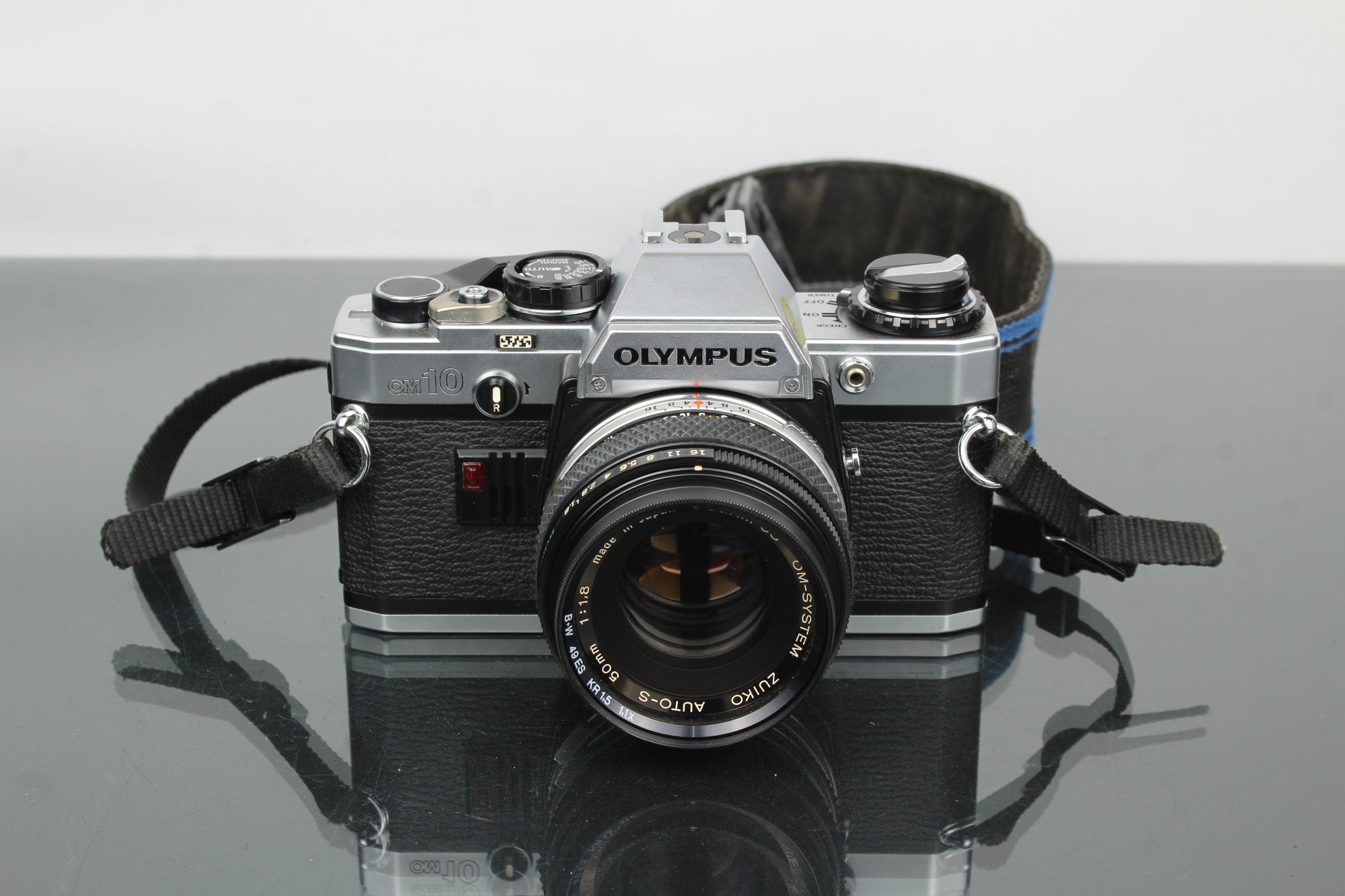 Olympus OM 10 + 50mm 1:1.8 Olympus-objektiv