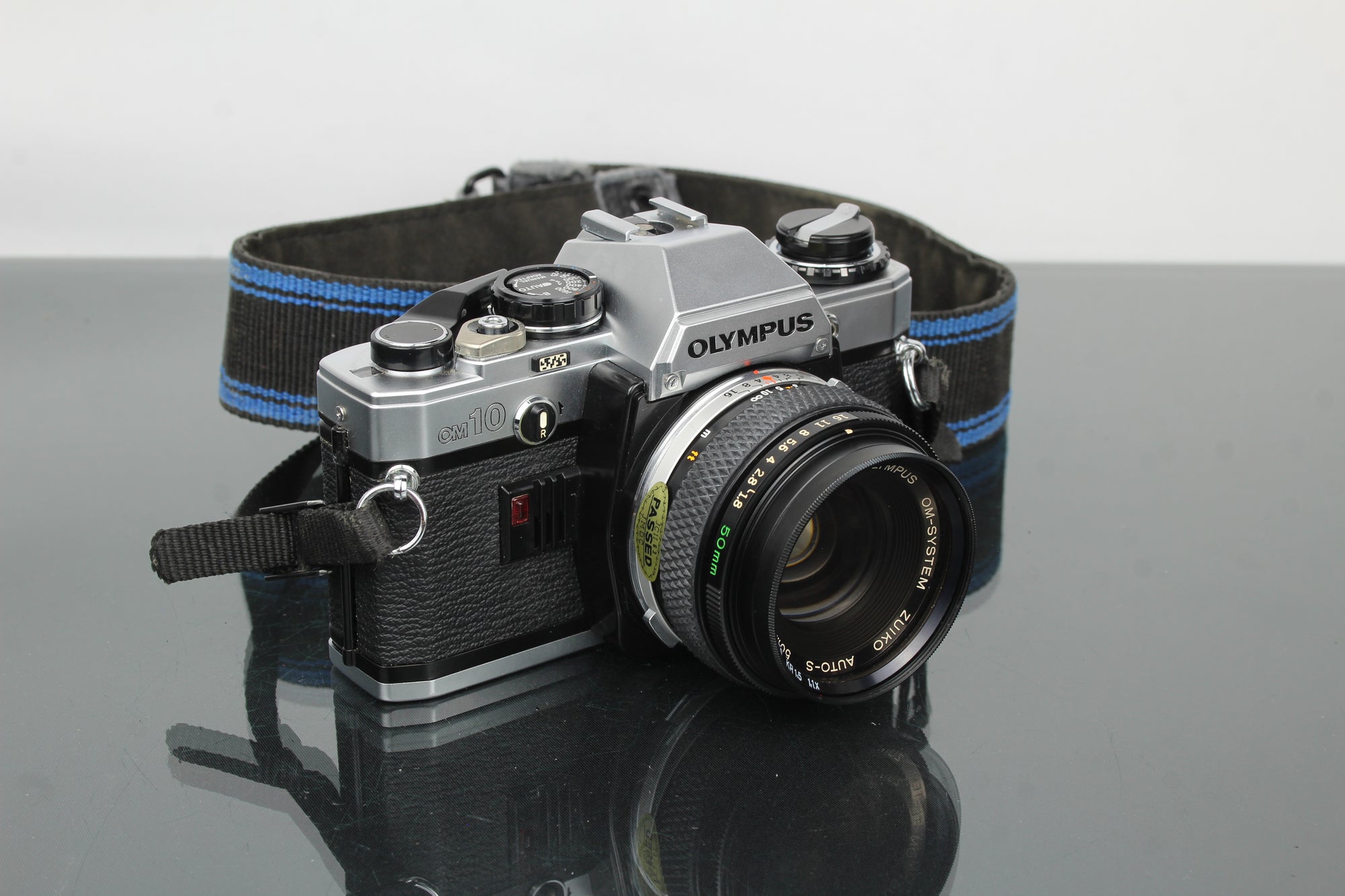 Olympus OM 10 + 50mm 1:1.8 Olympus-objektiv