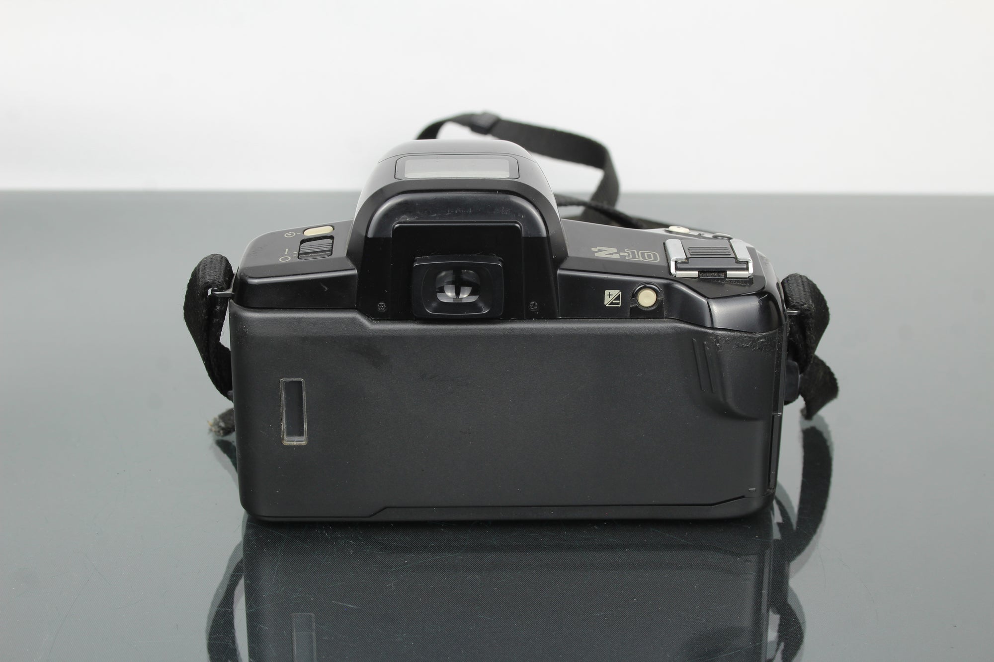 Pentax Z-10 + 1:4-5.6 35-80mm objektiv
