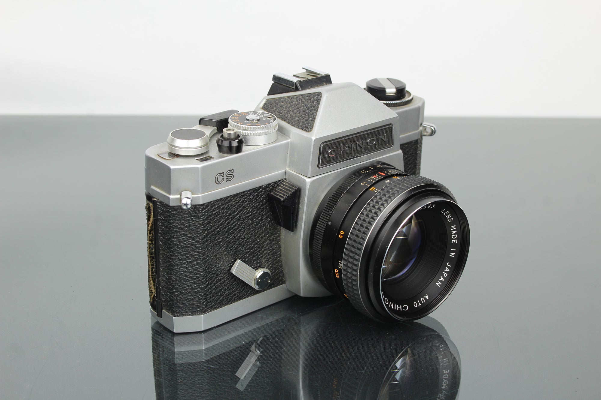 Chinon CS + 55mm 1.7 Chinon-objektiv