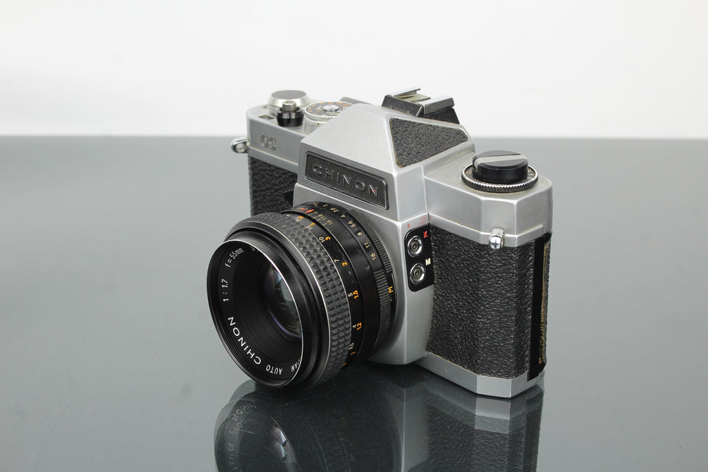 Chinon CS + 55mm 1.7 Chinon-objektiv