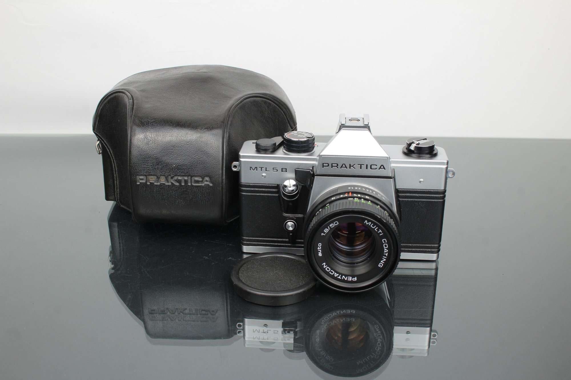 Praktika MLT 5 B + Pentacon auto 1.8/50 objektiv (M42 fäste)