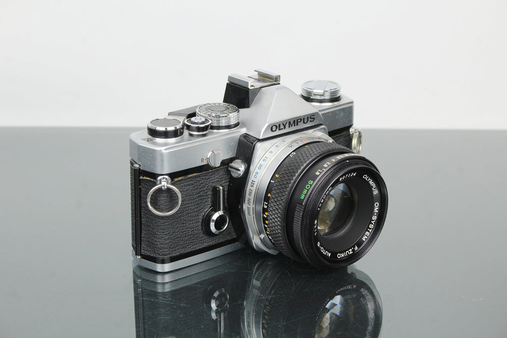 Olympus OM-1 + 50mm 1.8 Olympus-objektiv