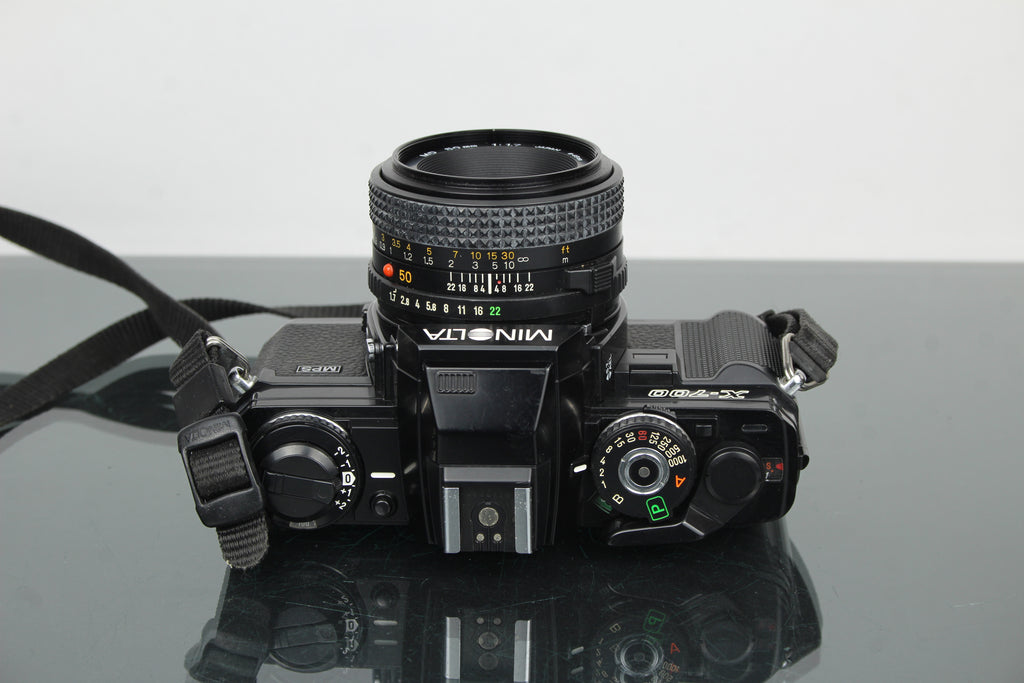 Minolta X-700 + MD 50mm 1:1.7 objektiv