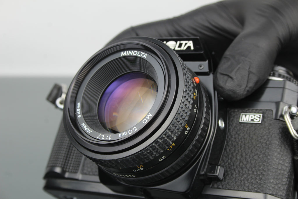 Minolta X-700 + MD 50mm 1:1.7 objektiv