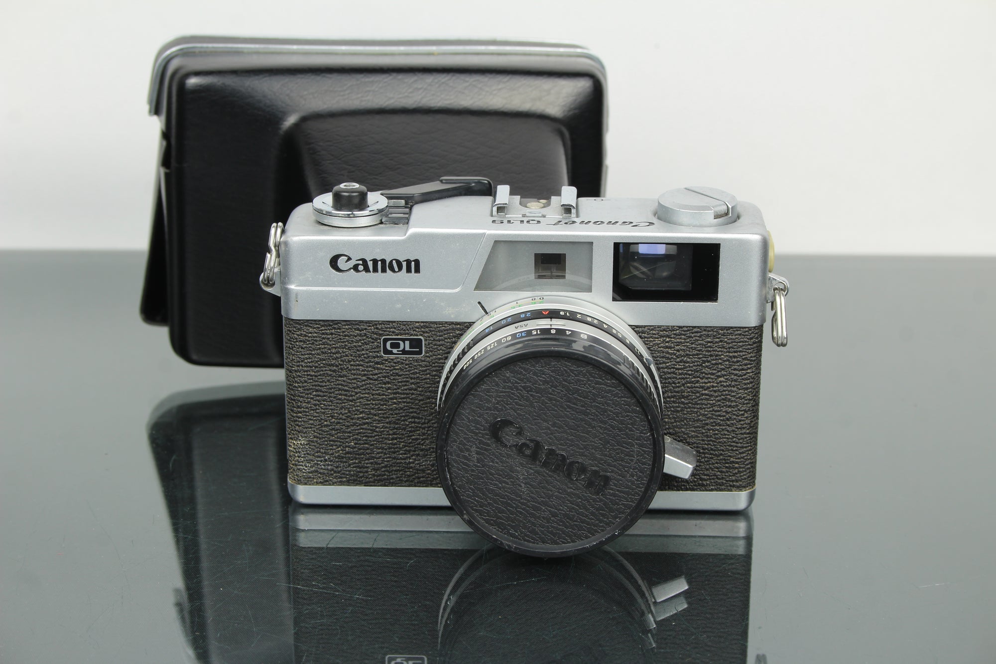 Canon Canonet QL19
