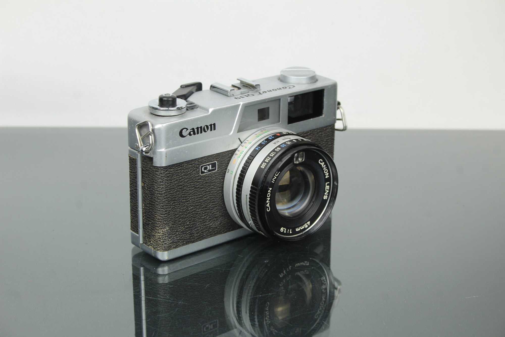 Canon Canonet QL19