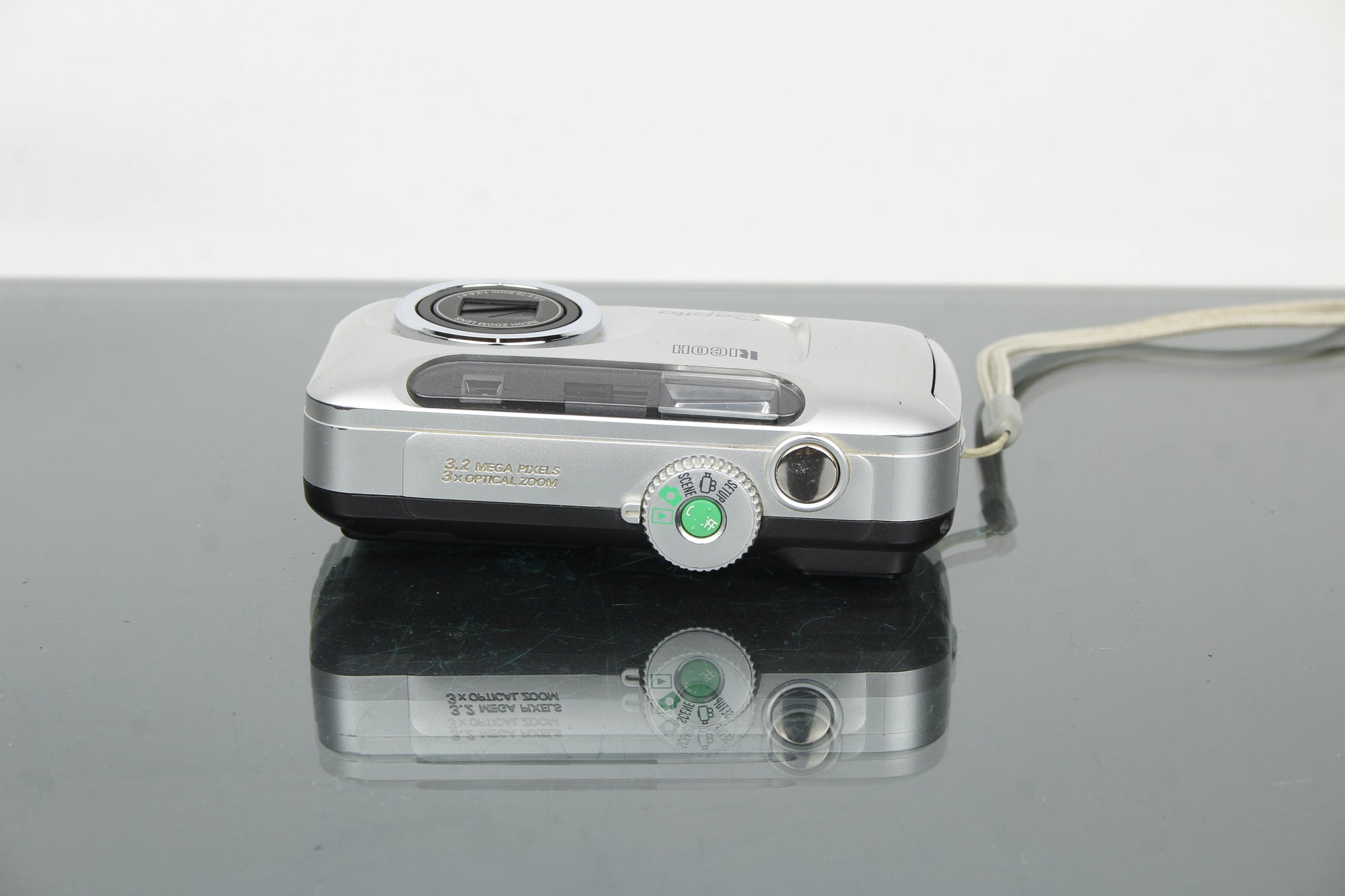 Ricoh Caplio RR30