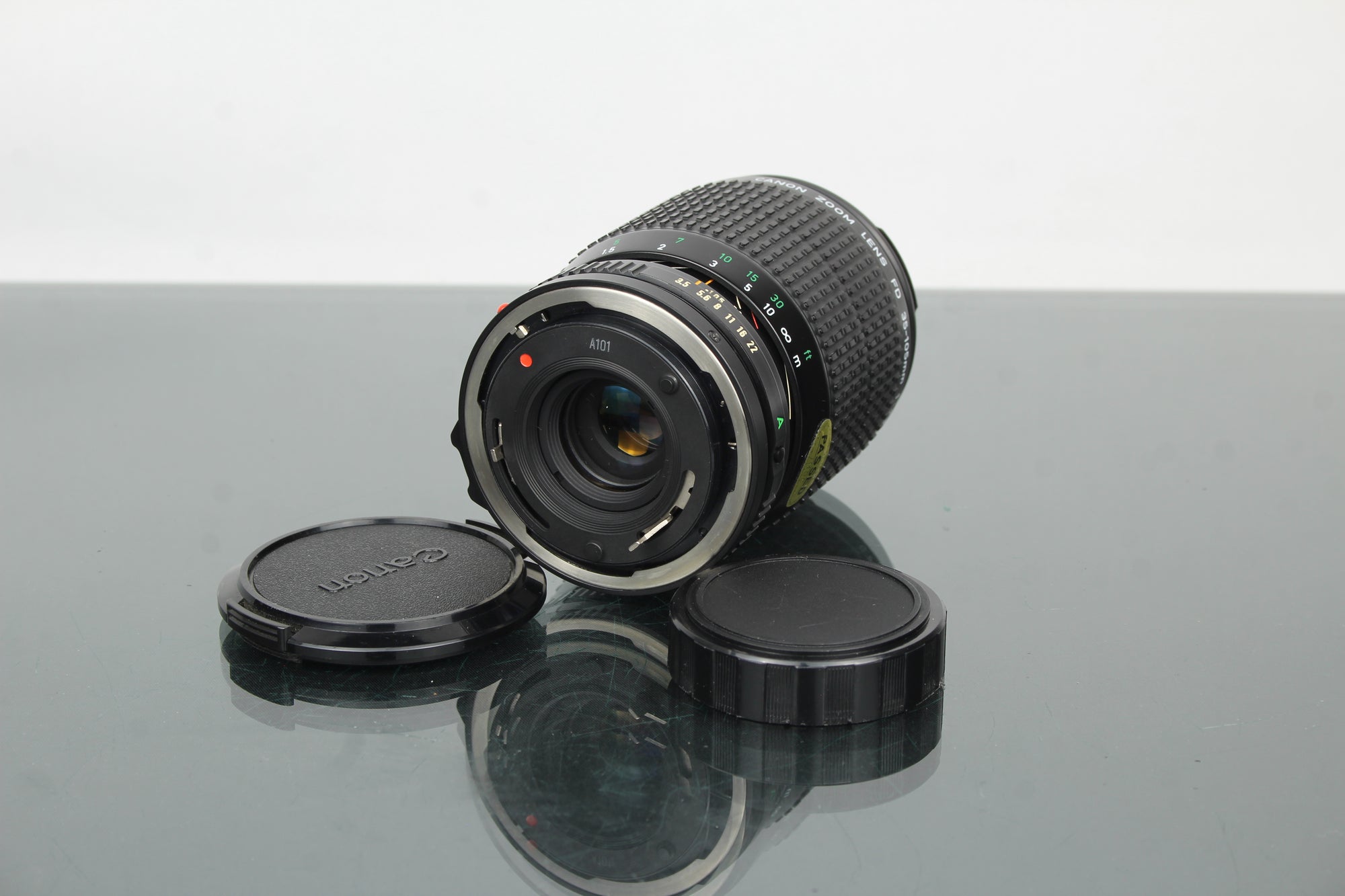 Canon FD 35-105mm 1:3.5-4.5 FD-fäste