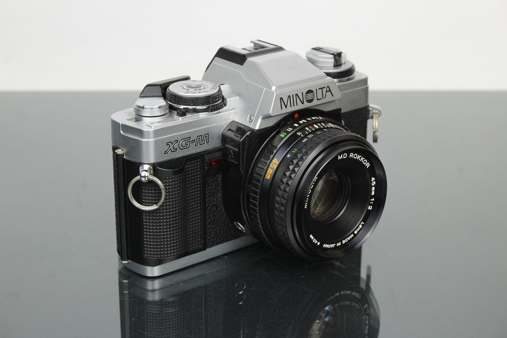 Minolta XG-M + 45mm 1:2 Minolta MD Rokkor-objektiv