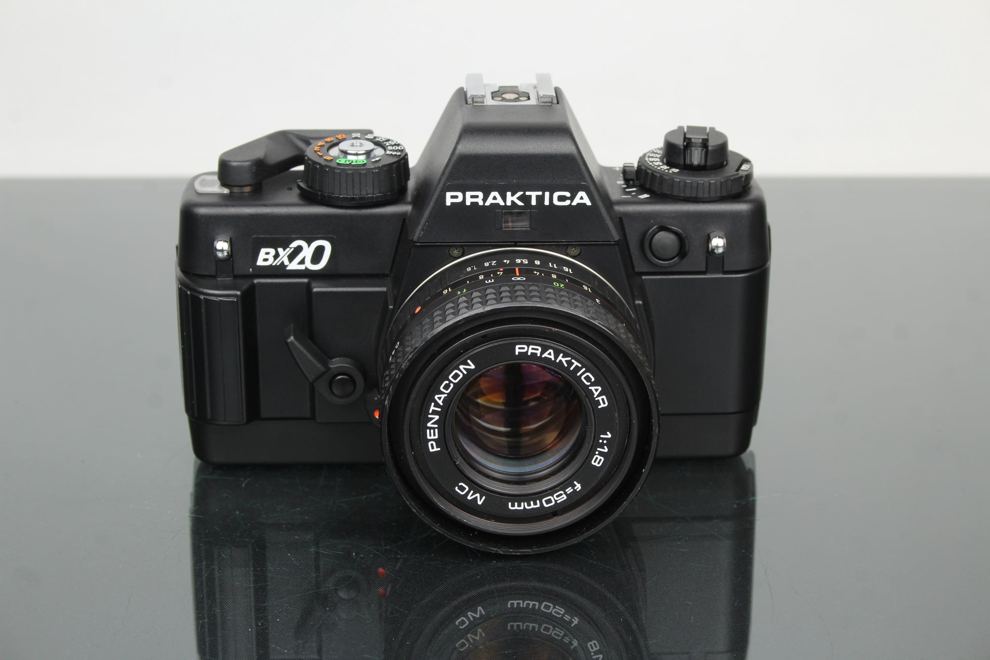 Practica BX20 + Pentacon <tc>Praktica</tc> 50mm 1.8 objektiv