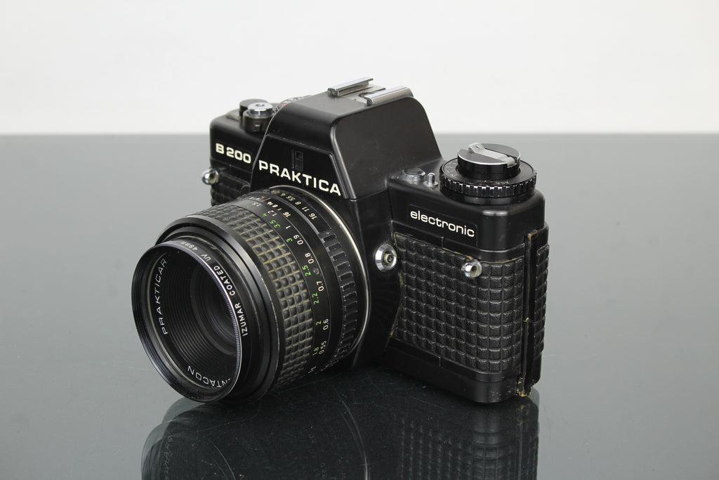 <tc>Praktica</tc> B200 elektronisk +  <tc>Praktica</tc>r 50mm 1.8 objektiv