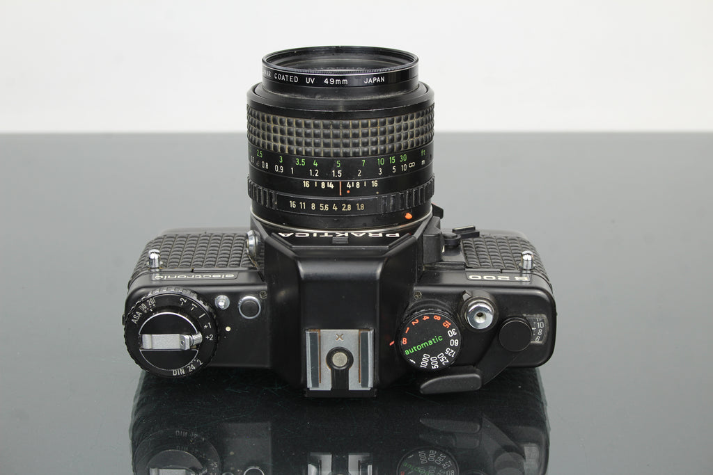 <tc>Praktica</tc> B200 elektronisk +  <tc>Praktica</tc>r 50mm 1.8 objektiv