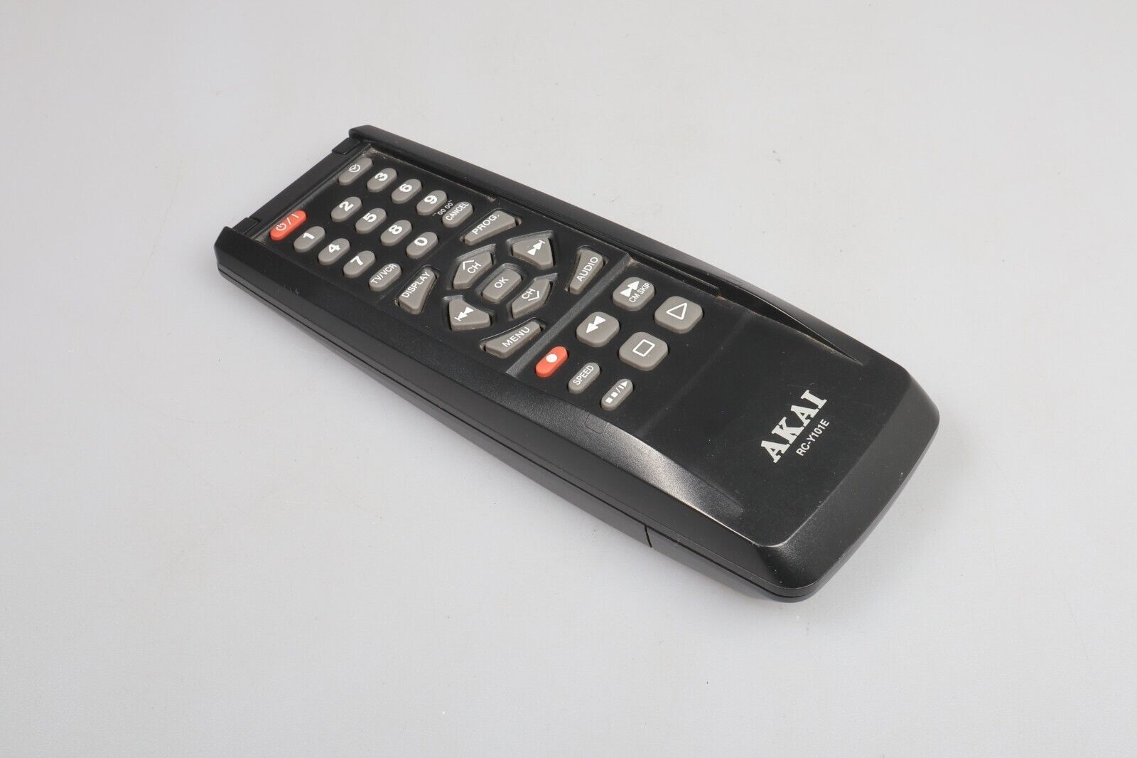 Akai RC - Y101E | Remote Control - Dutch|Thrift