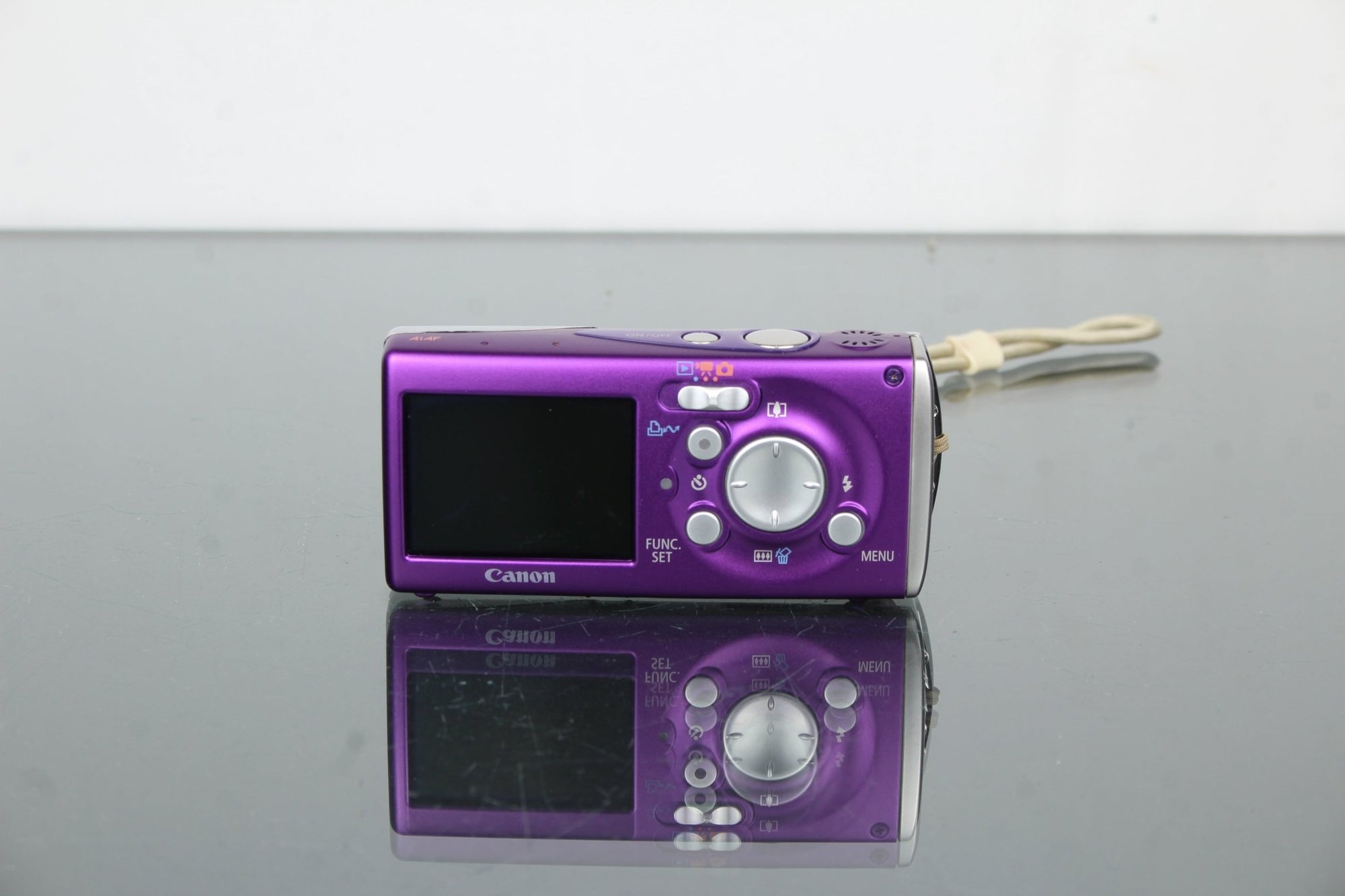 Canon Digital Ixus i Zoom - Dutch|Thrift