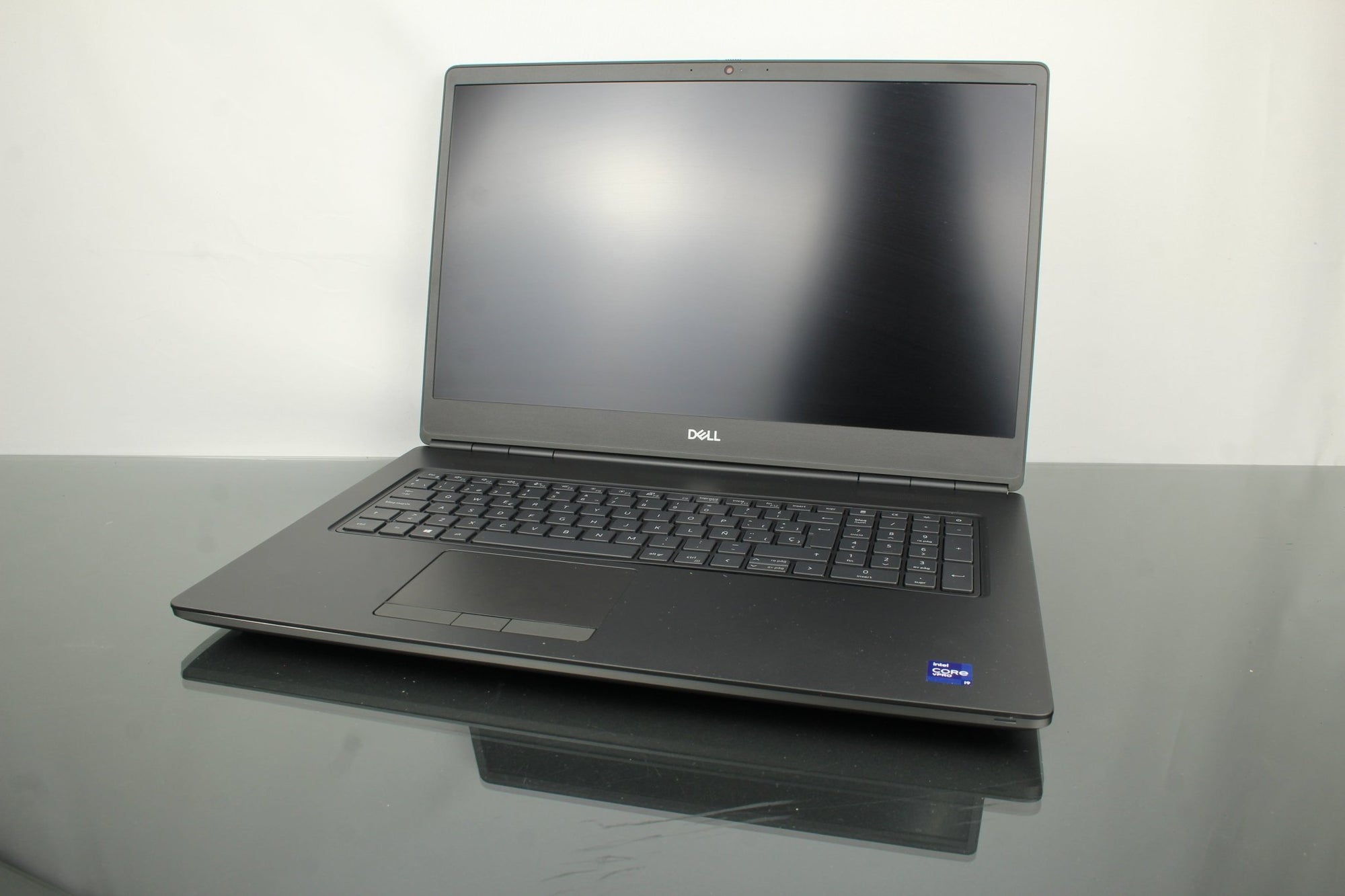 Dell Precision 7760 - 9I 11th generation 16GB RAM 500GB SDD - Attention Qwerty Spanish! - Dutch|Thrift