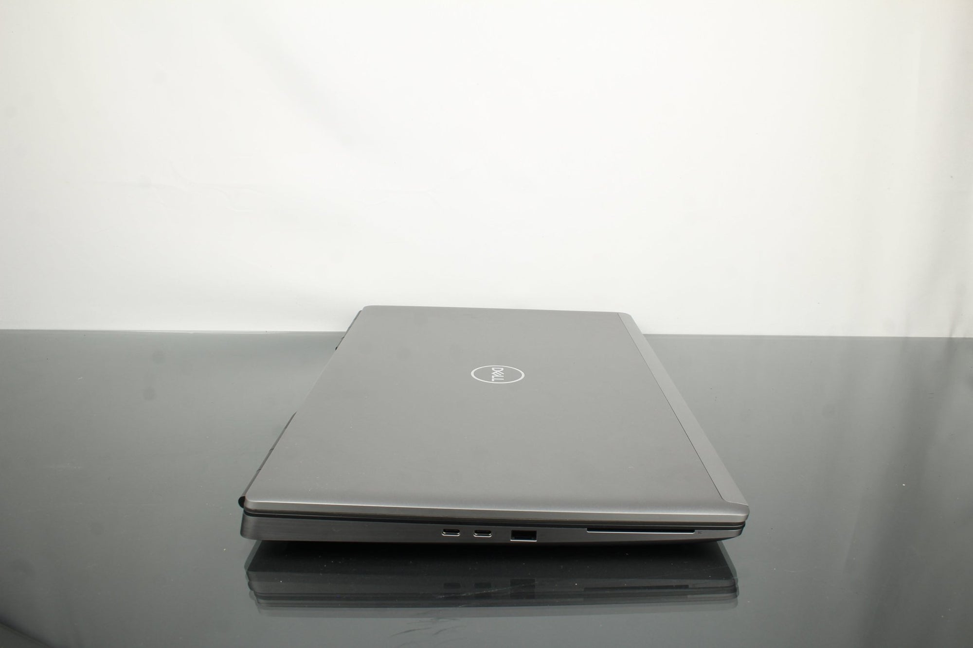 Dell Precision 7760 - 9I 11th generation 16GB RAM 500GB SDD - Attention Qwerty Spanish! - Dutch|Thrift