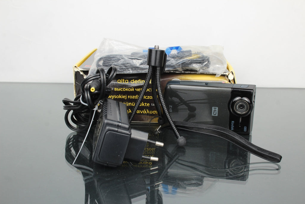 Kodak Zi8 - Dutch|Thrift