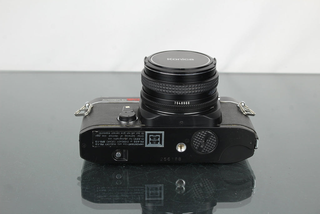 Konica Autoreflex TC + Konica 40mm f1.8 lens - Dutch|Thrift