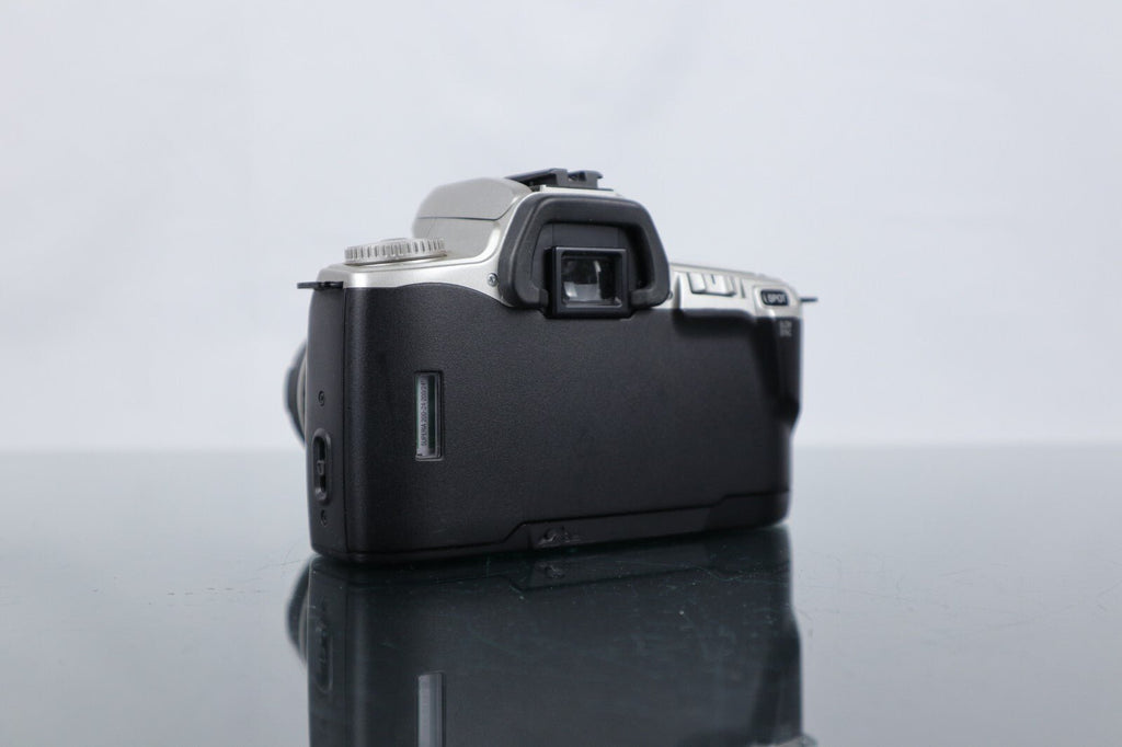 📷 Minolta Dynax 404si | 35mm SLR Film Camera | Minolta 35 - 80mm Lens - Dutch|Thrift