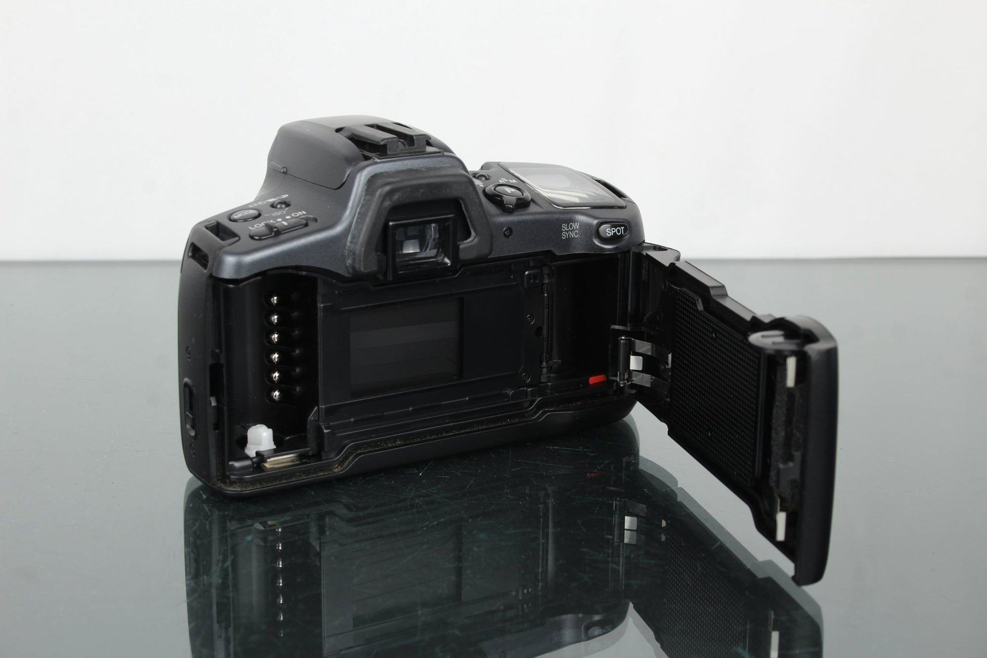 Minolta Dynax 500si Super - Dutch|Thrift