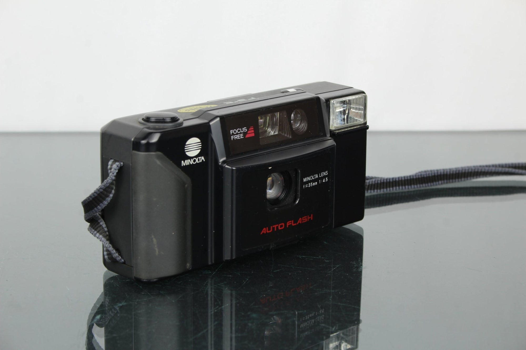 Minolta F5 - E - Dutch|Thrift