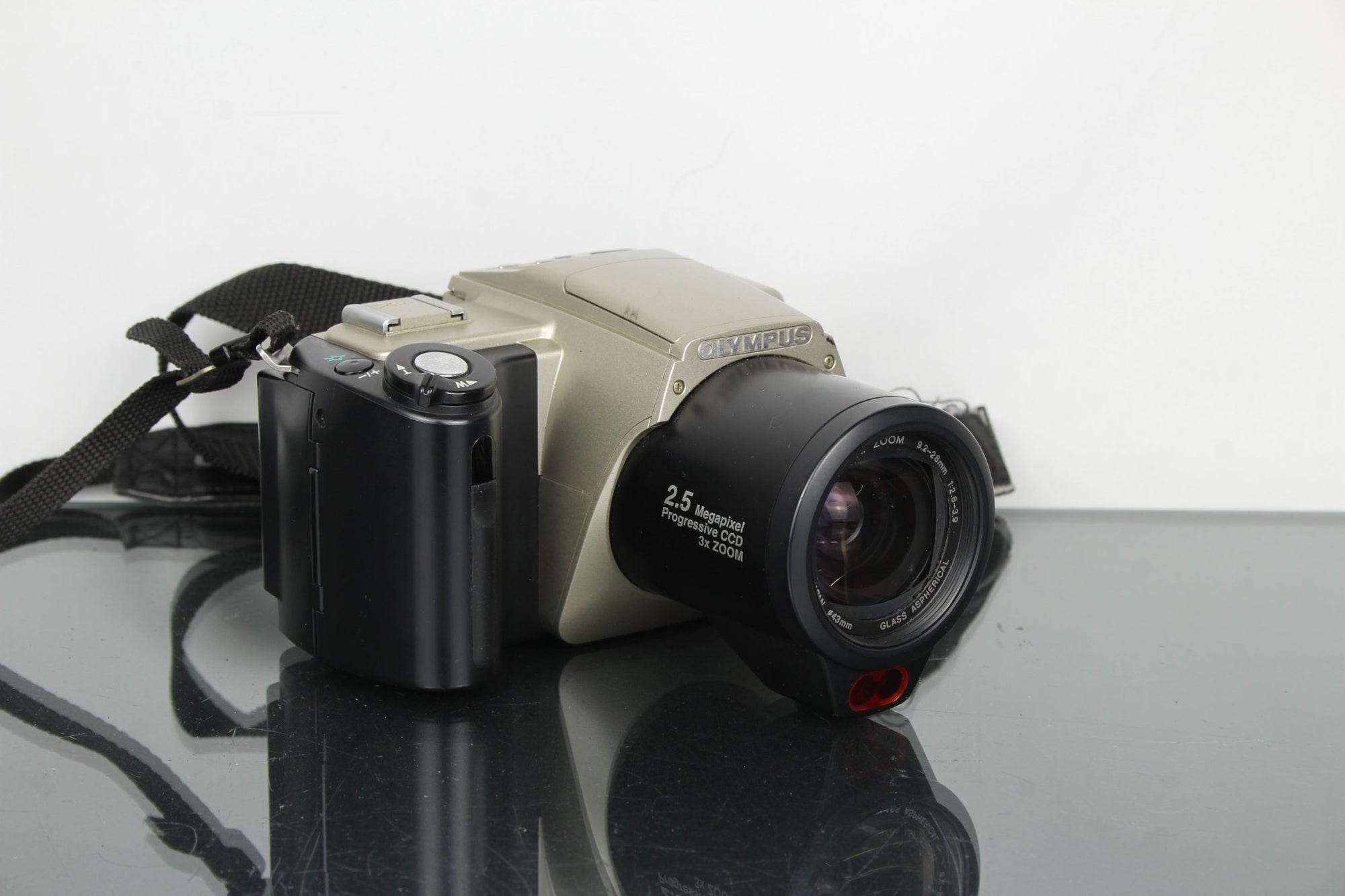 Olympus C - 2500L - Dutch|Thrift
