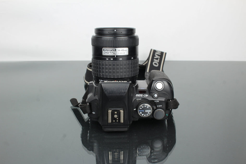 Olympus E - 500 + 14 - 45mm 1:3.5 - 5.6 Olympus lens - Dutch|Thrift