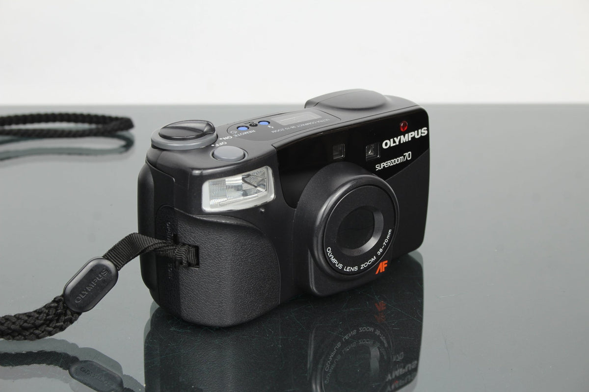 Olympus Superzoom 70 - Dutch|Thrift