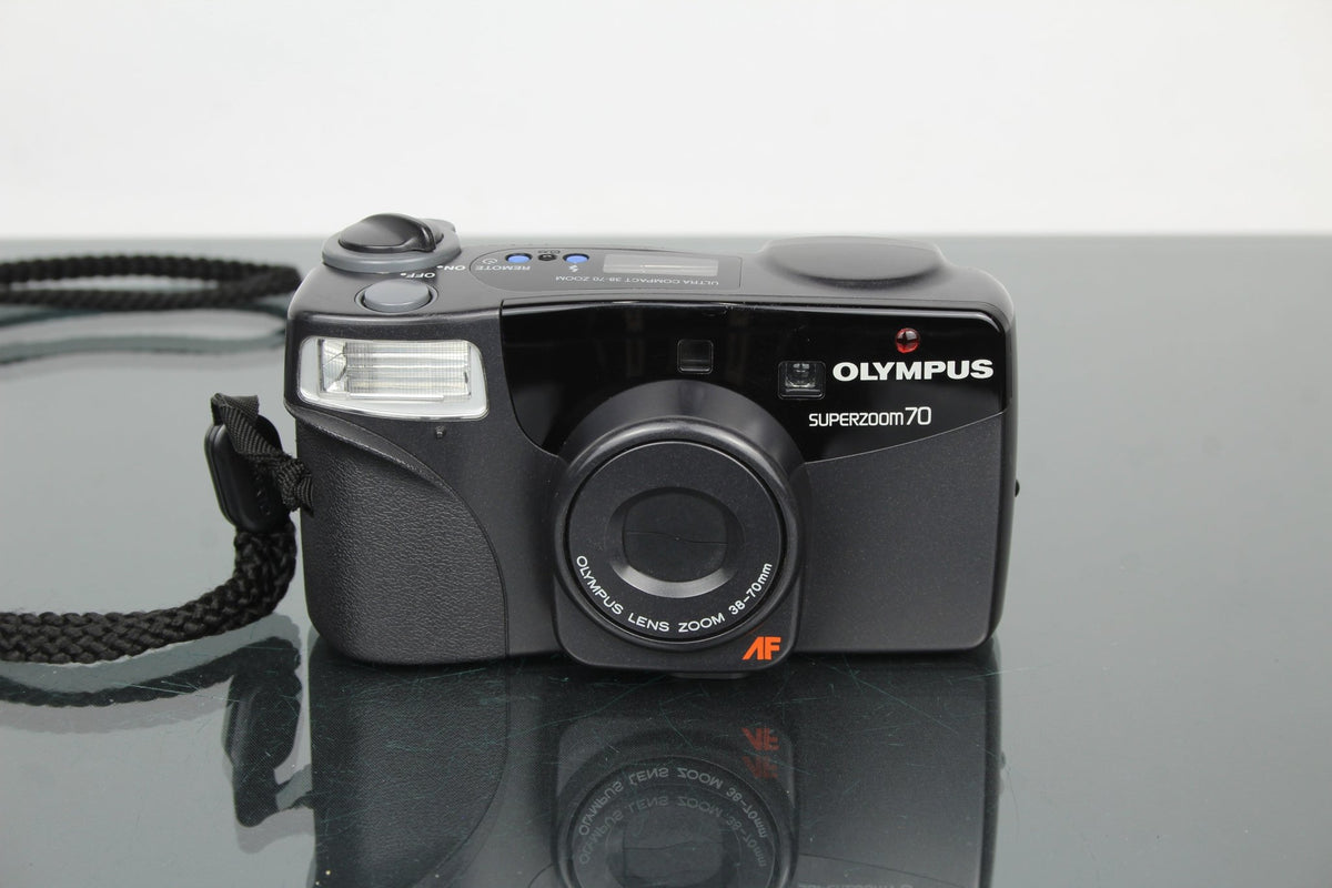 Olympus Superzoom 70 - Dutch|Thrift