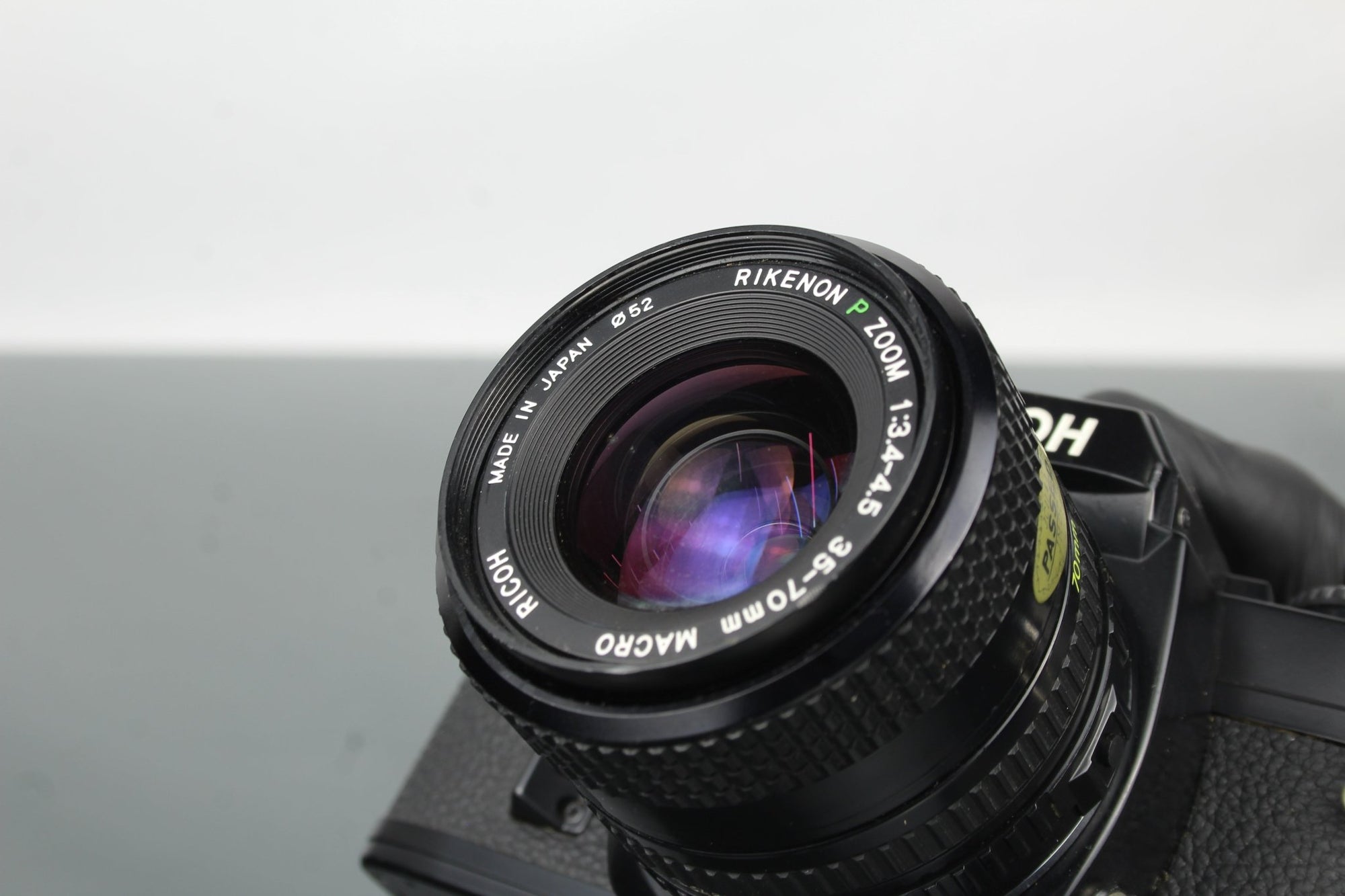 Ricoh KR - 10 Super + Rikenon 35 - 70mm 1:3.4 - 4.5 lens - Dutch|Thrift