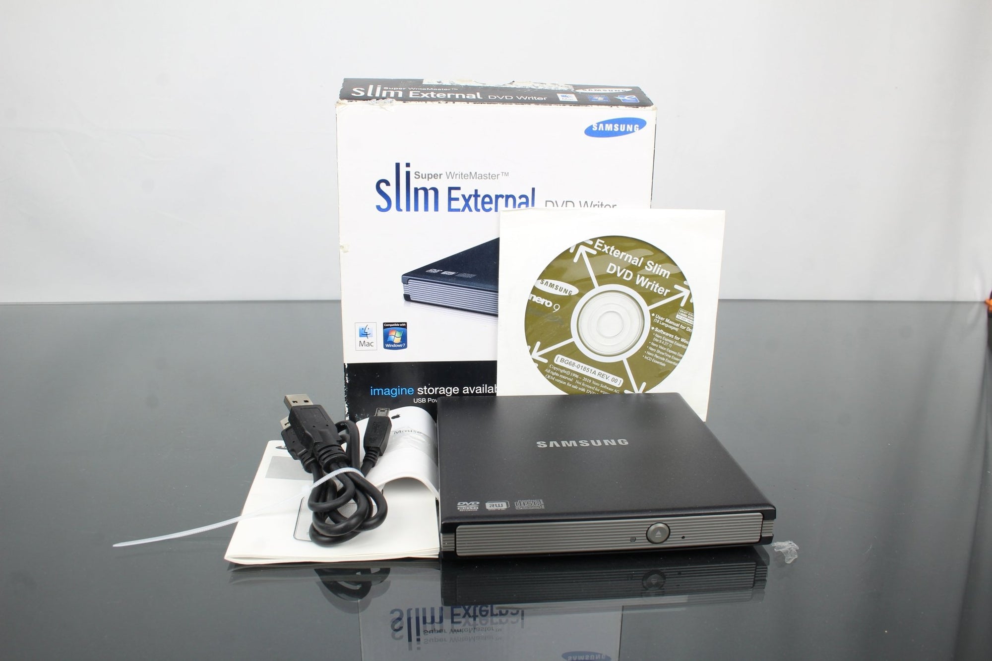 Samsung Slim External DVD Writer - Dutch|Thrift
