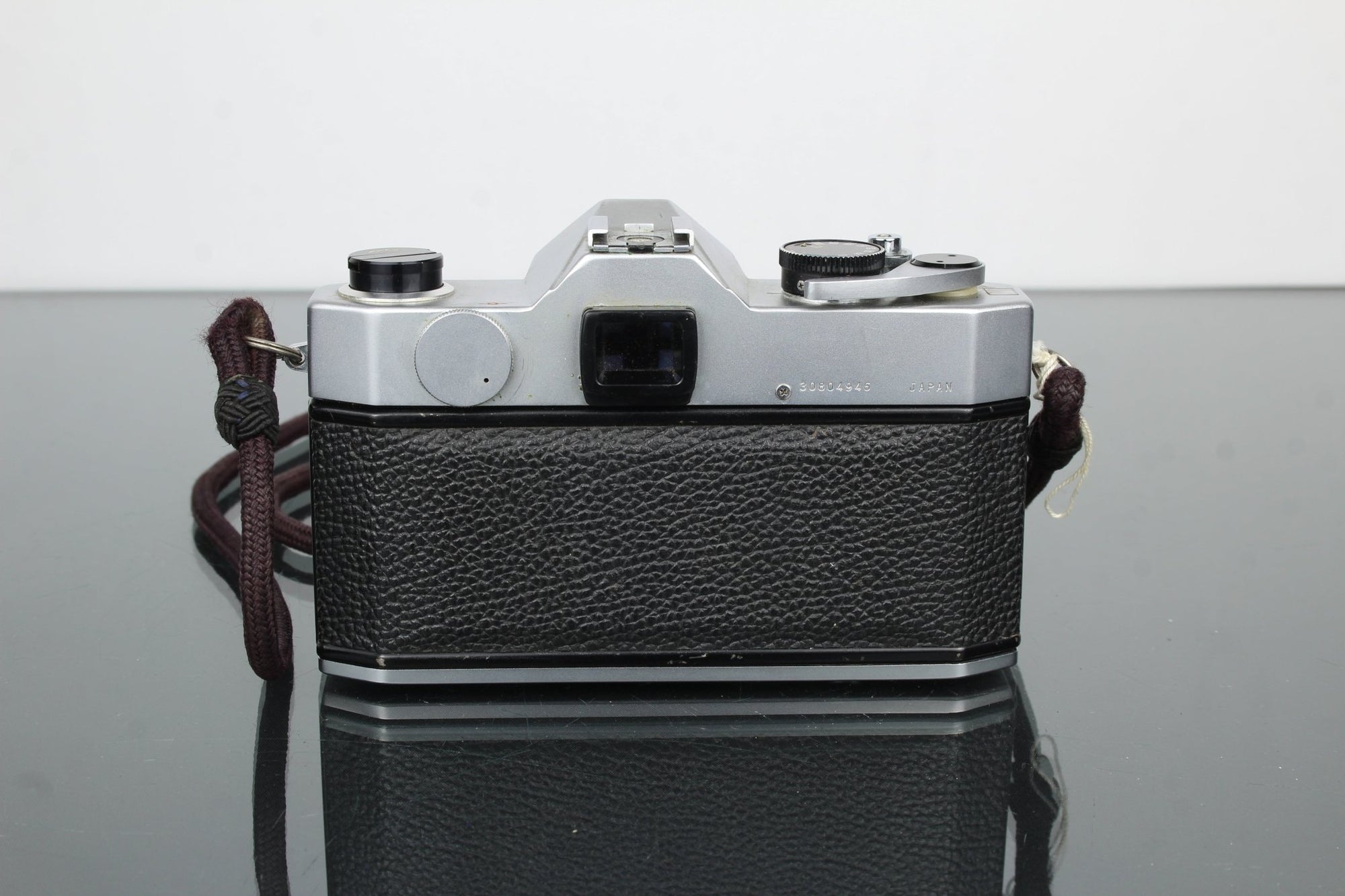Yashica TL - electro + 50mm 1:1.9 Yashica lens - Dutch|Thrift
