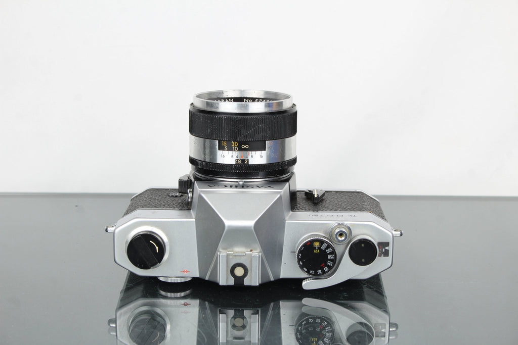 Yashica TL - ELECTRO + Yashica 50mm 1:2 - Dutch|Thrift